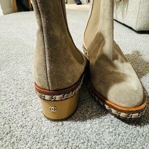 Authentic CHANEL Suede Chelsea Ankle Boots with Chain Detail – EU 37